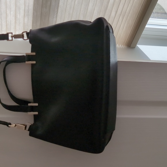 Kate Spade NY Gwyn Pershing Street Satchel in Black. Perfect For fall.Low Price - Picture 6 of 8